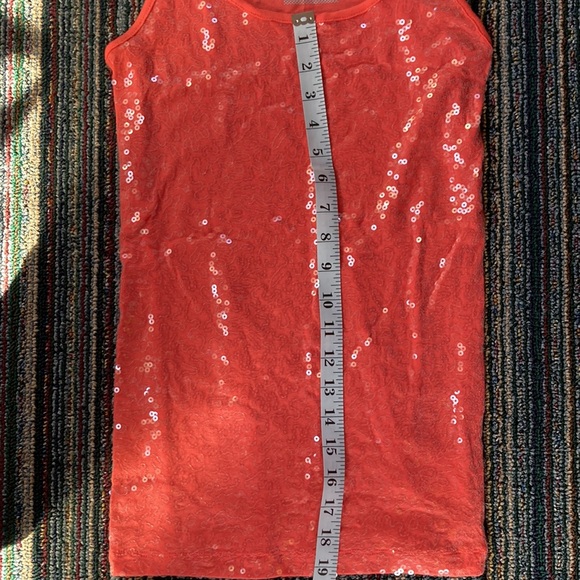 Old Navy Women’s tank size L tangerine coral color sequins - Picture 6 of 6